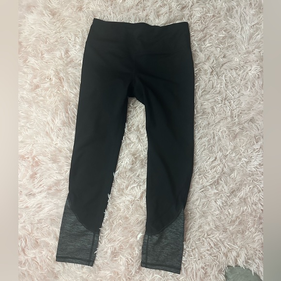GAIAM Pants - 💕 black and gray leggings